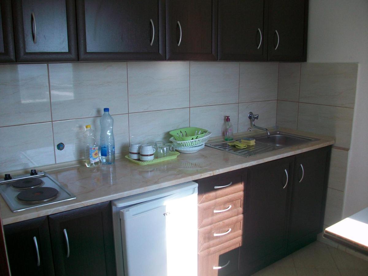 Hoxha Rooms 울친 외부 사진
